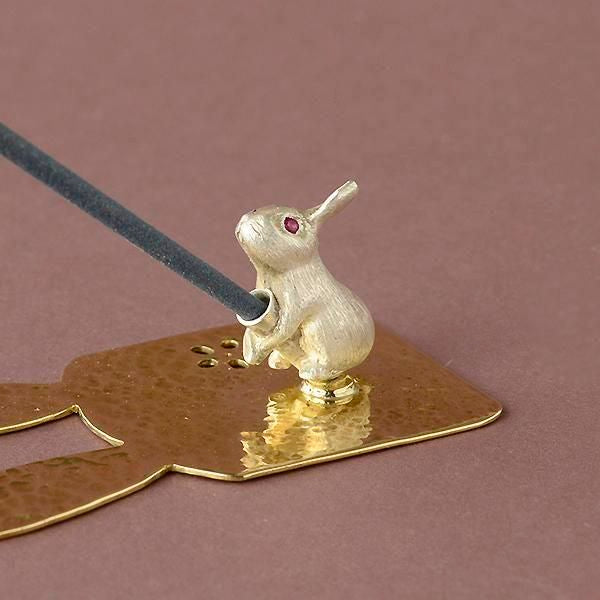 Mansei Rabbit Incense Stand