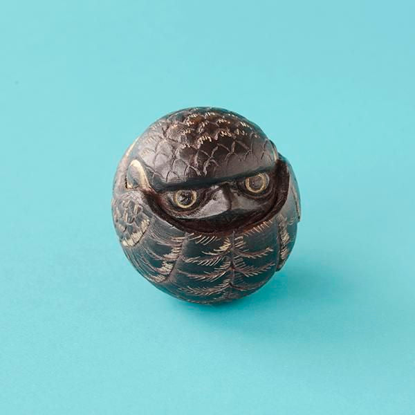 Ikkei netsuke Round Sparrow