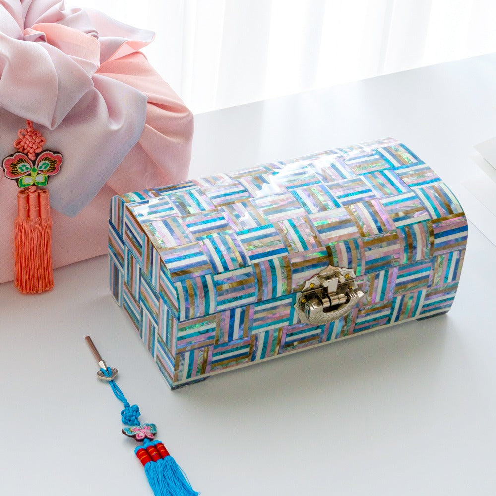 Rainbow two-tier najeon jewelry box by Park In-ho
